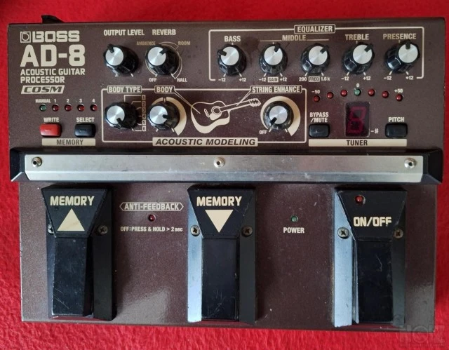 ΒOSS AD-8 ACOUSTIC GUITAR PROCESSOR