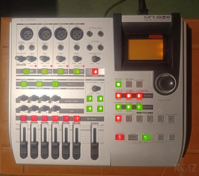 FOSTEX MR8-HD - HARDDISC RECORDER.