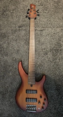 5-χορδο μπάσο Yamaha TRBX 505