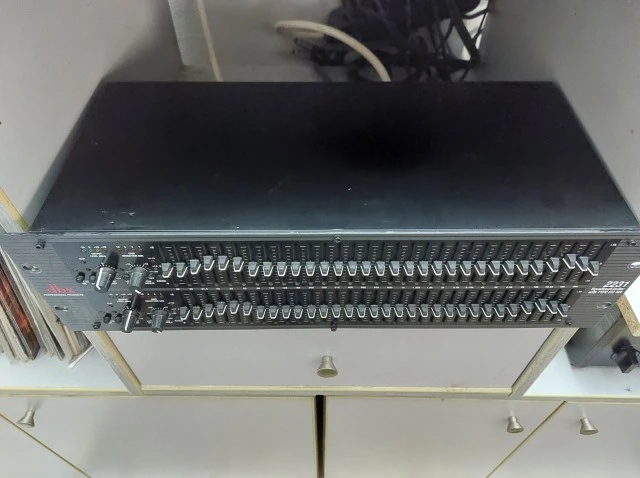 dbx 2231