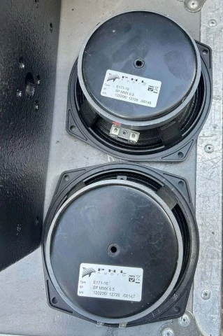 Silver Acoustic Line Array 