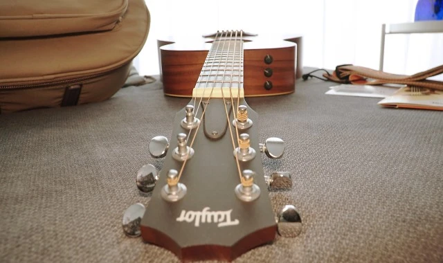 Taylor GS Mini-e Koa (2015)