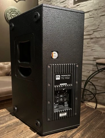 HK pro 112 xd2 αυτόενισχυόμενο 1200w 133