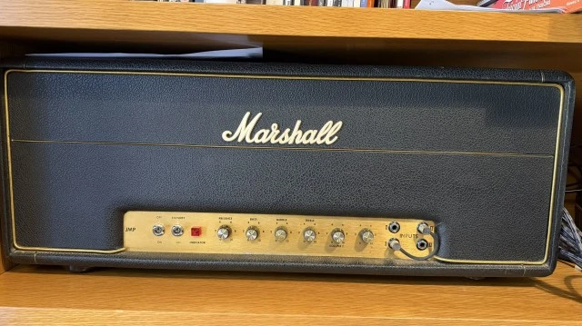 Ζητηση Peavey 5150 block letter or signa
