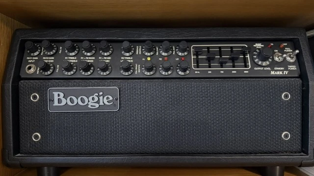 Ζητηση Peavey 5150 block letter or signa