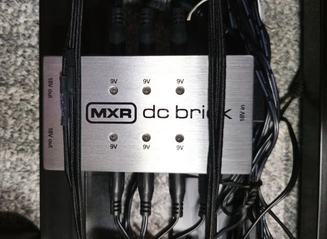 MXR DC Brick M237 Πολυτροφοδοτικό