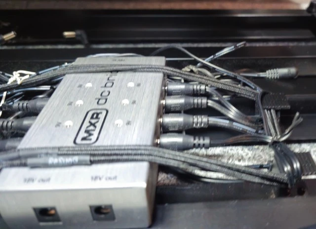 MXR DC Brick M237 Πολυτροφοδοτικό