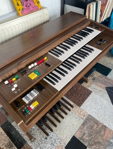 Yamaha Electone A-55