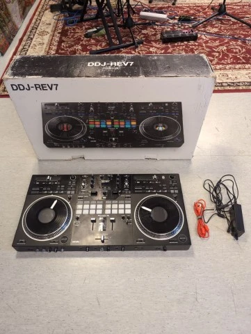Pioneer DDJ REV7 Dj Controller