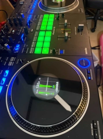 Pioneer DDJ REV7 Dj Controller