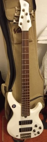 Μπάσο 5 άρι YAMAHA TRBX 305