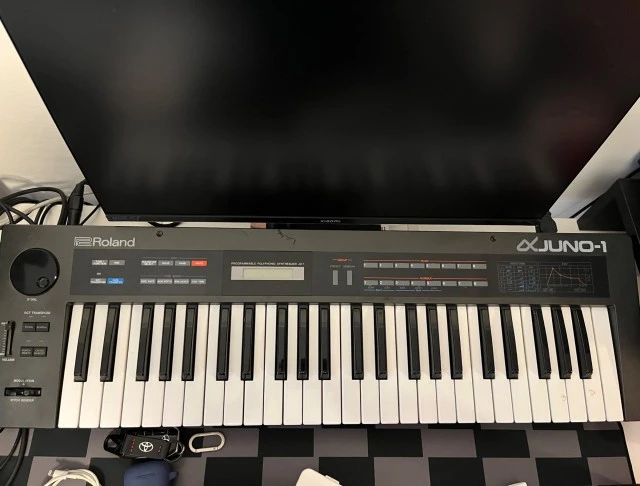 Roland Alpha Juno 1