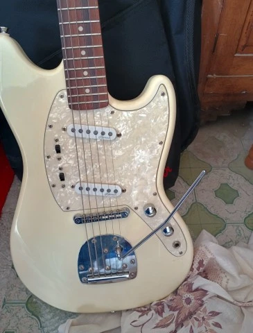 Harley Benton MS-60 VW Vintage Series + θήκη