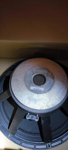 B&amp;c 18pw46   4-8 ohm