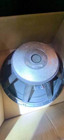 B&amp;c 18pw46   4-8 ohm