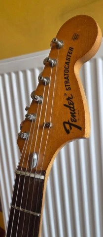 FENDER STRATOCASTER 1972 