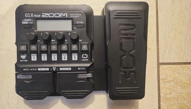 ZOOM G1X FOUR Πολυεφέ Ηλεκτρικής Κιθάρας