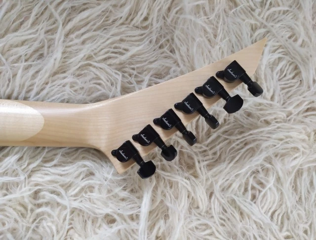 Jackson King V Js32