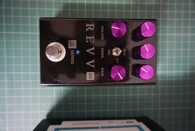 Revv G3 Black Sparkle Edition