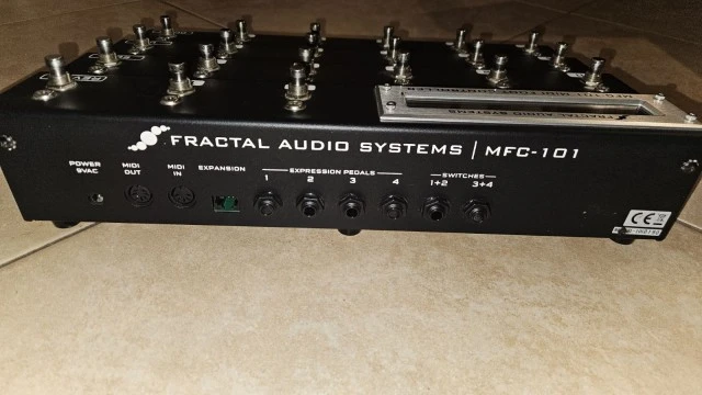 FRACTAL AXE-FX 2 + MFC-101 CONTROLLER