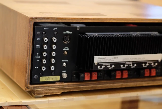 VINTAGE ΡΑΔΙΟΕΝΙΣΧΥΤΗΣ SANSUI 4000 SOLID