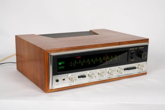VINTAGE ΡΑΔΙΟΕΝΙΣΧΥΤΗΣ SANSUI 4000 SOLID