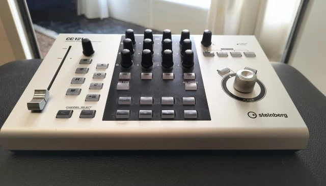 Steinberg CC 121 controller