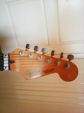 Stratocaster plus deluxe U.S.A. '89