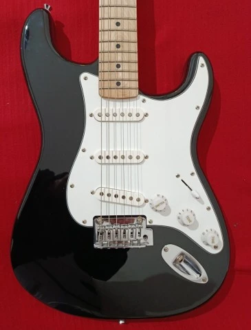 squier affinity stratocaster