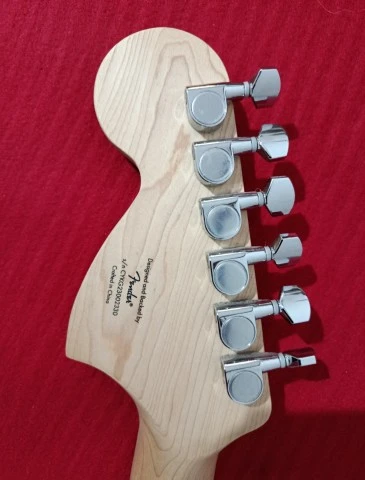 squier affinity stratocaster