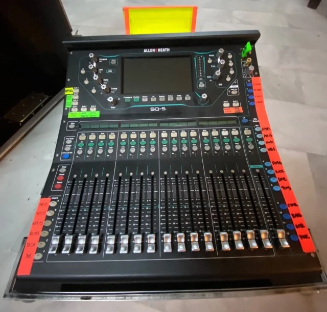 ΠΤΩΣΗ ΤΙΜΗΣ!!!Allen&Heath SQ5 + 2xDX