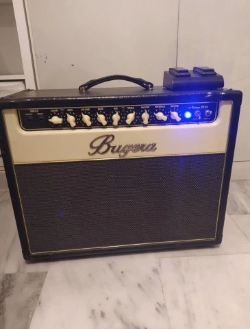 Buggera v22 με ηχείο Celestion Greenback