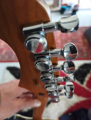 JET JT-350 BKM H &amp; Δώρο Behringer pedal/ζώνη 