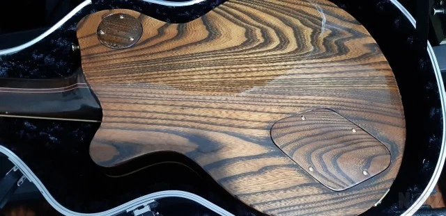DIMI'S CUSTOM GUITAR
