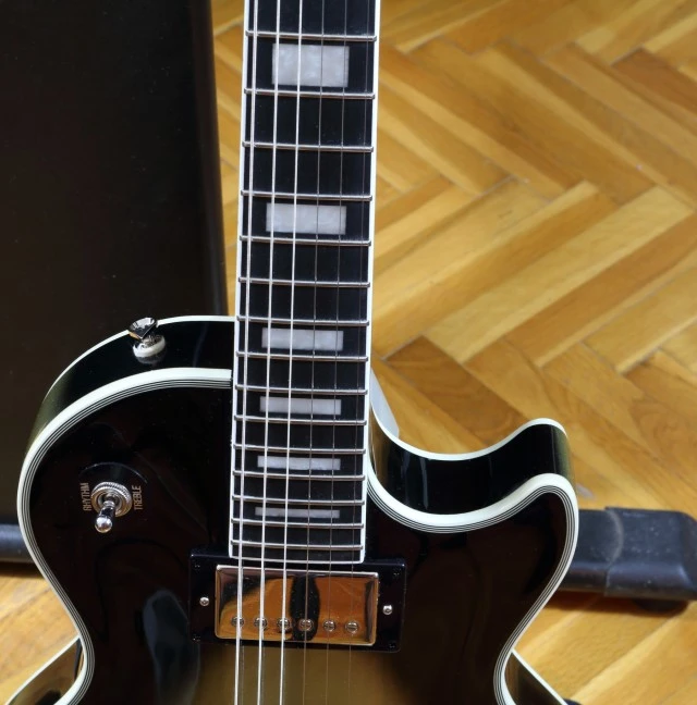 Epiphone-ΣΥΛΛΕΚΤΙΚΟ ΤΕΜΑΧΙΟ- ΜΟΝΟ 800 ΔΙ