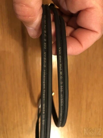 ΚΑΛΩΔΙΑ INTERCONNECT VAN DEN HUL M C D- 
