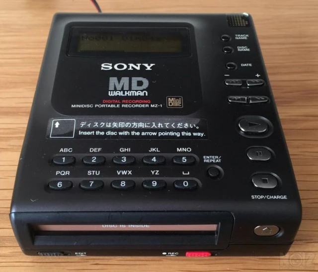 SONY MZ - 1 MINI DISK PORTABLE RECORDER