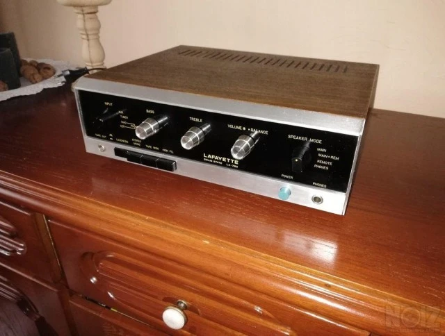 VINTAGE ΕΝΙΣΧΥΤΗΣ LAFAYETTE LA - 750