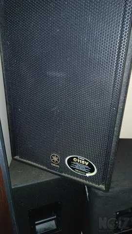 ηχεια YAMAHA C115V