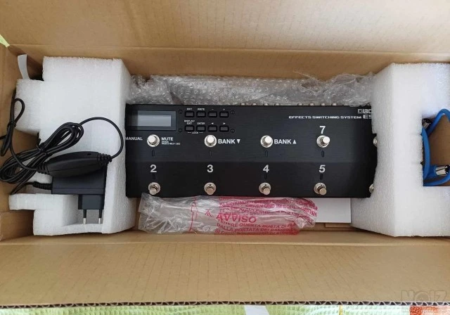 Πωλείται το BOSS ES-8 EFFECTS SWITCHING 