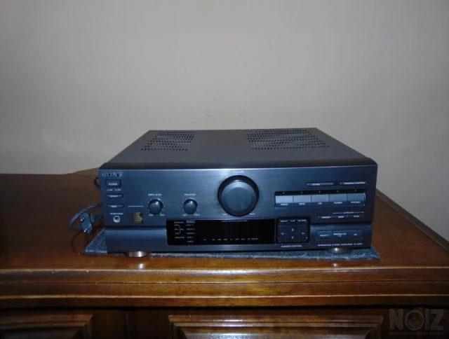 ΟΛΟΚΛΗΡΩΜΕΝΟΣ ΕΝΙΣΧΥΤΗΣ SONY TA-D 507