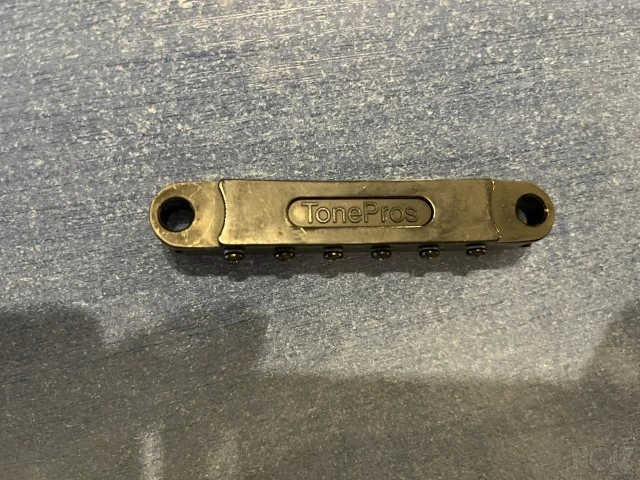 Tonepros Bridge and Tailpiece