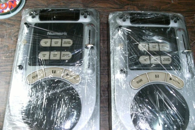 CD PLAYERS NUMARK