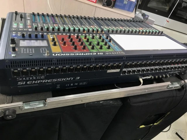Mixer digital soundcraft SI expression3