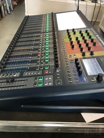 Mixer digital soundcraft SI expression3