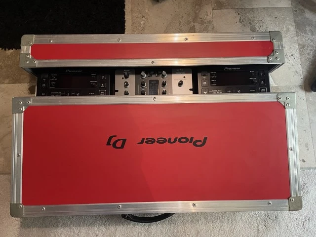 SET Pioneer DJ, 2x CDJ-350, 1x DJM-250, 