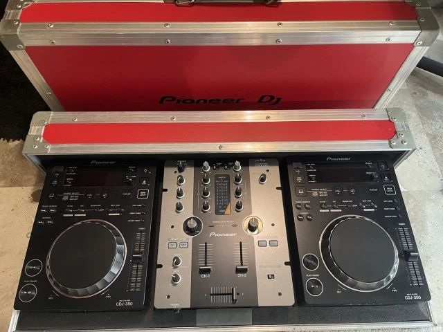 SET Pioneer DJ, 2x CDJ-350, 1x DJM-250, 
