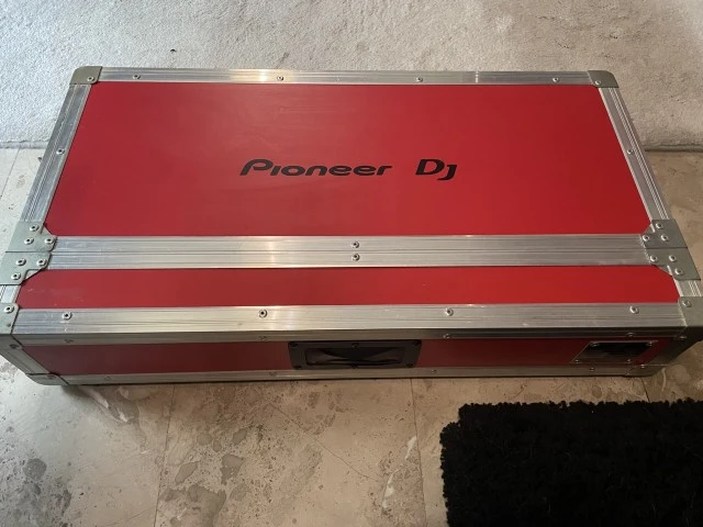 SET Pioneer DJ, 2x CDJ-350, 1x DJM-250, 