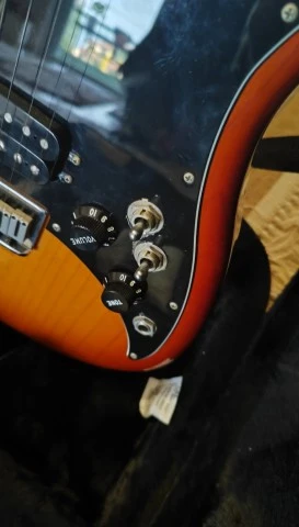 Fender player lead iii