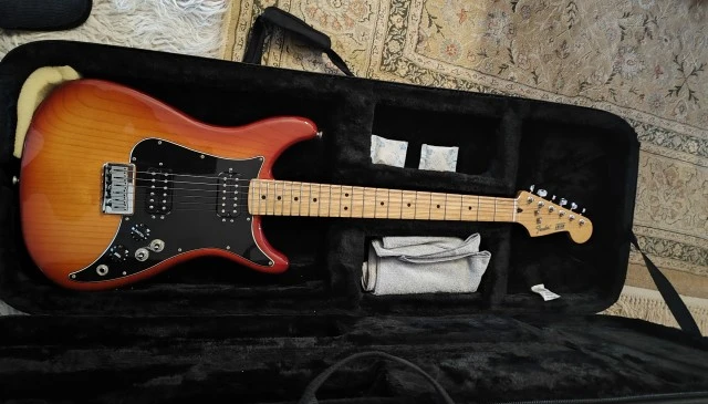 Fender player lead iii